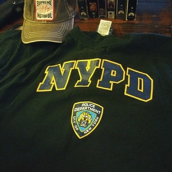 Authentic XL NYPD T-shirt - Picture 1 of 3